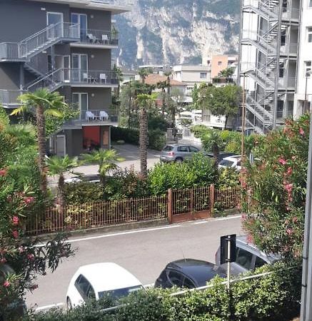 Easy Gardalake Riva del Garda Ngoại thất bức ảnh